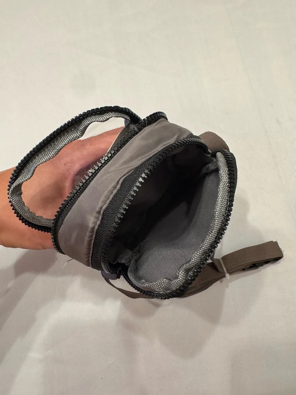 Clear Touch-Response Crossbody Phone Pouch in Gray